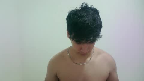 zeus_183 online show from 03-20-26, 07:02