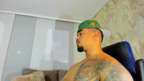 zeus strong online show from 07-01-26, 10:53