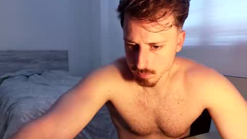 Snapshot of zeusoctavian chatting on 05-26-26, 04:14 Zeus Octavian online show from 05-26-26, 04:14