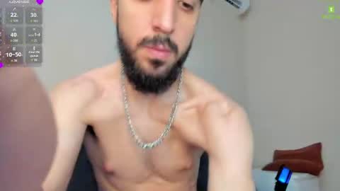 Snapshot of zeyn_edwards chatting on 07-10-26, 11:02 ZEYN online show from 07-10-26, 11:02