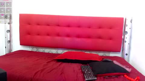 ZHAMIRA  ANDRES online show from 02-26-25, 01:00