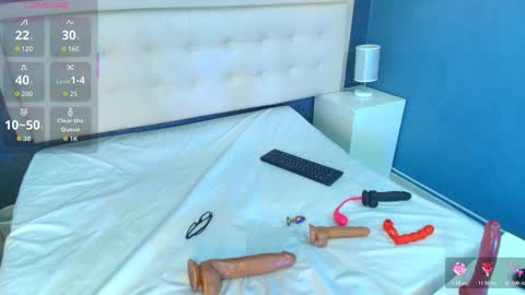 ZHAMIRA  ANDRES online show from 11-18-25, 11:15