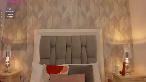 Snapshot of zharia_lux25 chatting on 07-19-26, 11:25 zharia_lux25 online show from 07-19-26, 11:25