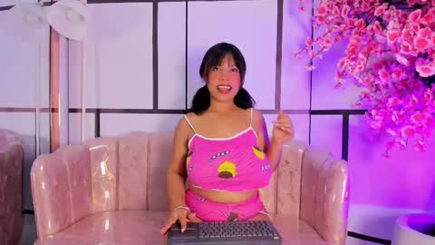 Snapshot of zharojones chatting on 12-02-25, 11:59 Zharo online show from 12-02-25, 11:59