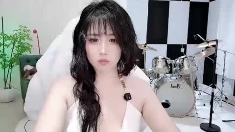 Snapshot of zhen0 chatting on 10-06-25, 06:05 zhen online show from 10-06-25, 06:05