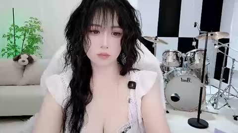 Snapshot of zhen0 chatting on 10-16-25, 08:54 zhen online show from 10-16-25, 08:54