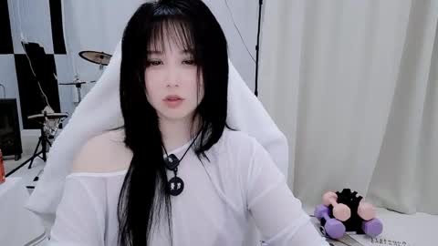 zhen online show from 04-20-26, 09:05