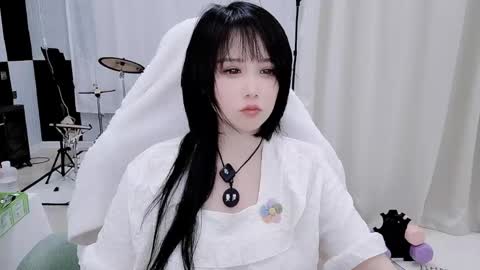 zhen online show from 05-18-26, 01:13