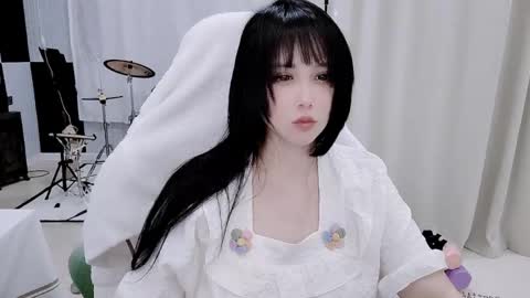 zhen online show from 05-19-26, 02:51