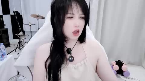 zhen online show from 06-18-26, 06:56