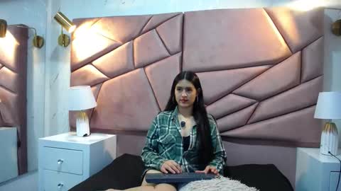 Snapshot of zhilakya chatting on 12-17-25, 11:27 Zhilakya online show from 12-17-25, 11:27