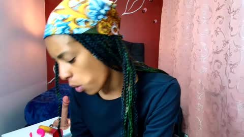 Zia Green online show from 01-16-25, 12:09