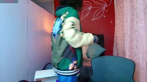 Zia Green online show from 03-04-25, 12:01