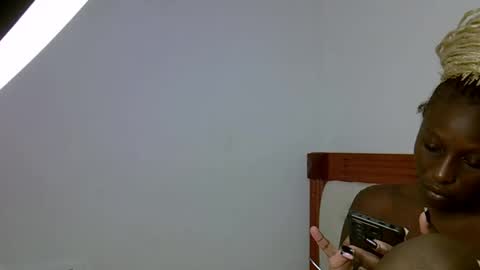 Snapshot of zia_vier chatting on 01-17-26, 06:55 flavian online show from 01-17-26, 06:55