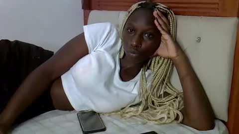 Snapshot of zia_vier chatting on 01-18-26, 07:28 flavian online show from 01-18-26, 07:28