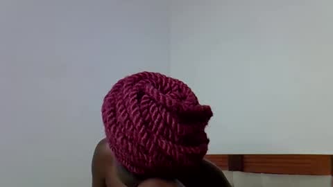 Snapshot of zia_vier chatting on 02-25-26, 02:10 flavian online show from 02-25-26, 02:10