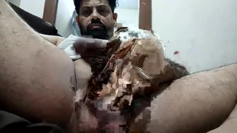 Snapshot of ziakhan6990 chatting on 07-11-26, 07:49 ziakhan6990 online show from 07-11-26, 07:49