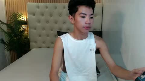 Snapshot of zian_smithx chatting on 01-08-26, 05:54 zian_smithx online show from 01-08-26, 05:54