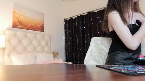 zianichols online show from 02-13-26, 04:58