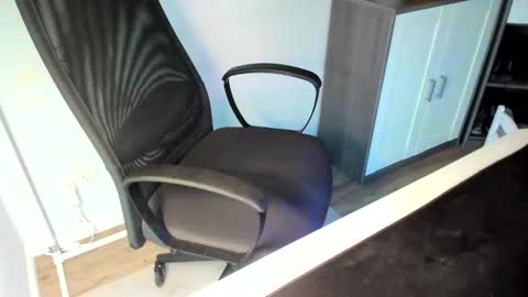 ziemlichflutschig online show from 10-19-25, 05:08