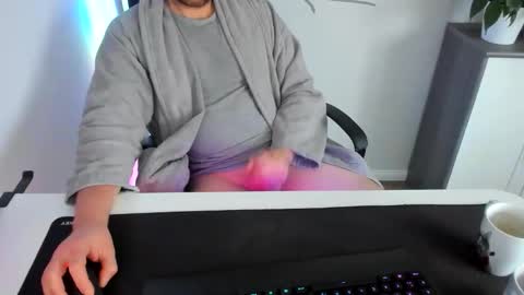 Snapshot of ziemlichflutschig chatting on 01-06-26, 08:18 ziemlichflutschig online show from 01-06-26, 08:18