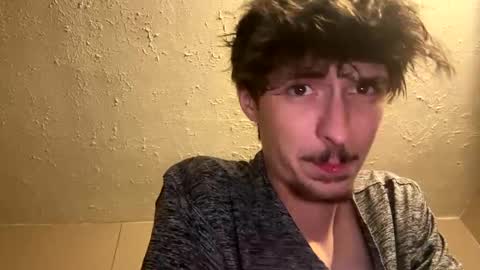 Snapshot of ziggy758084 chatting on 09-23-25, 03:31 ziggy758084 online show from 09-23-25, 03:31