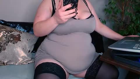 zinacorleone online show from 12-12-24, 01:49