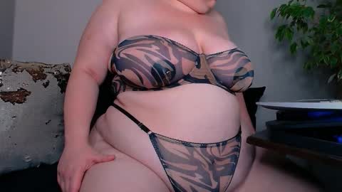 zinacorleone online show from 09-19-25, 07:36