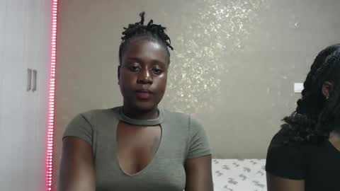 Snapshot of zinadine_ chatting on 01-10-26, 03:58 Zinadine online show from 01-10-26, 03:58