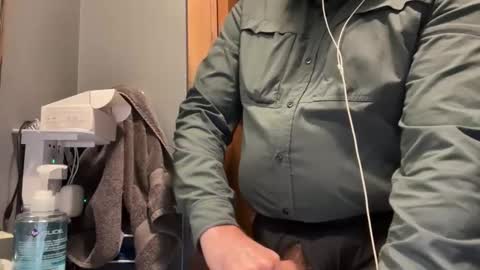 Snapshot of zinger283069 chatting on 11-10-25, 06:29 zinger283069 online show from 11-10-25, 06:29