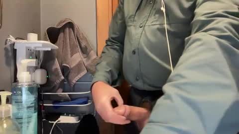 Snapshot of zinger283069 chatting on 12-03-25, 12:18 zinger283069 online show from 12-03-25, 12:18