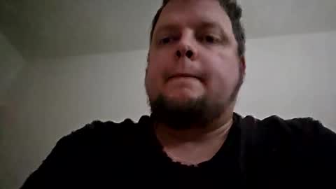 Snapshot of zissix chatting on 01-17-26, 04:06 zissix online show from 01-17-26, 04:06