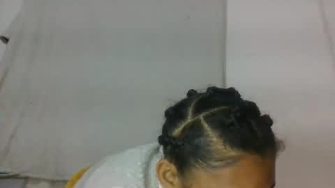 Snapshot of zittaa chatting on 06-22-26, 03:53 zittaa online show from 06-22-26, 03:53