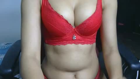 Snapshot of ziyaa_1 chatting on 11-02-25, 03:53 Ziyaa online show from 11-02-25, 03:53