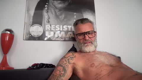 Snapshot of zkopa69 chatting on 10-02-25, 01:18 zkopa69 online show from 10-02-25, 01:18