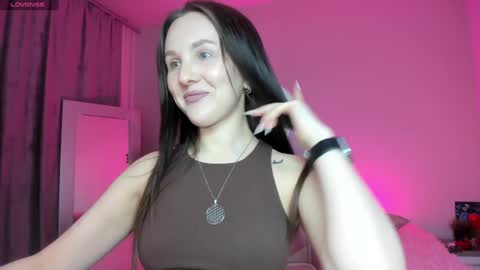 Snapshot of zlata__fox chatting on 01-26-25, 03:03 Zlata Mon Tue Thu Fri Sun Sa GMT 3 0000pm - 0600pm online show from 01-26-25, 03:03