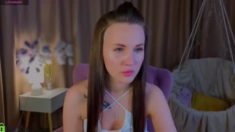 Snapshot of zlata__fox chatting on 10-11-25, 05:00 Zlata Mon Tue Thu Fri Sun Sa GMT 3 0000pm - 0600pm online show from 10-11-25, 05:00