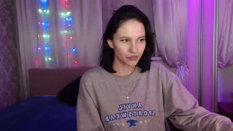 Zlata online show from 12-29-24, 03:33