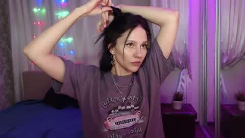 Zlata online show from 11-24-25, 01:00