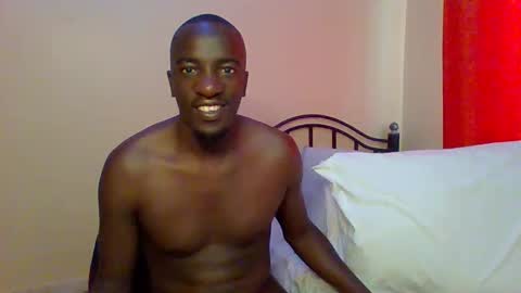 Zlatann2012 online show from 02-22-25, 06:39