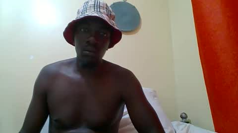 Zlatann2012 online show from 10-10-25, 07:02