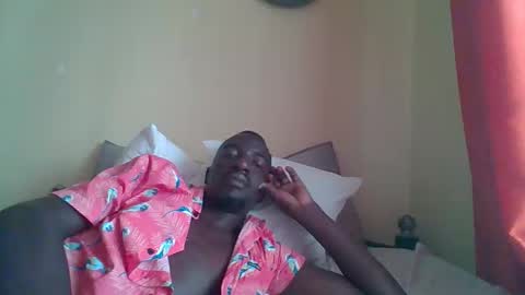 Zlatann2012 online show from 11-17-25, 09:59