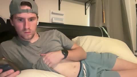 Snapshot of zmac0218 chatting on 03-11-26, 09:54 zmac0218 online show from 03-11-26, 09:54