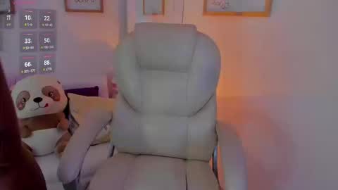 Zobe Love online show from 03-05-26, 05:42