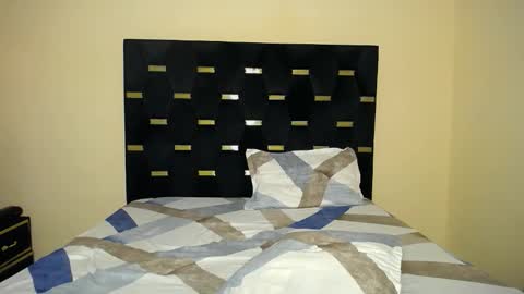 Snapshot of zoe_555_ chatting on 02-20-26, 11:00 zoe online show from 02-20-26, 11:00