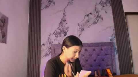 Zoe Blake online show from 05-19-26, 03:24