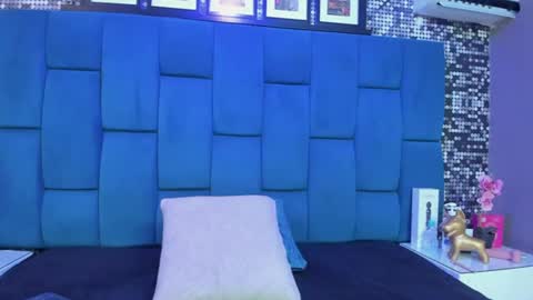 zoe_blosson online show from 07-17-26, 07:08