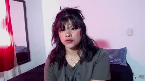 Snapshot of zoe_bronw chatting on 01-27-25, 08:49 Zoe Bronw online show from 01-27-25, 08:49