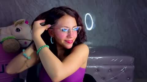 Snapshot of zoe_ch_ chatting on 06-27-26, 03:11 zoe_ch_ online show from 06-27-26, 03:11