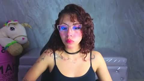 Snapshot of zoe_ch_ chatting on 07-24-26, 03:15 zoe_ch_ online show from 07-24-26, 03:15